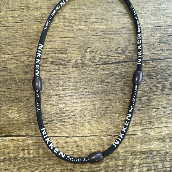 NIKKEN Kenko PowerBand with TriPhase Technology - Picture 2 of 2